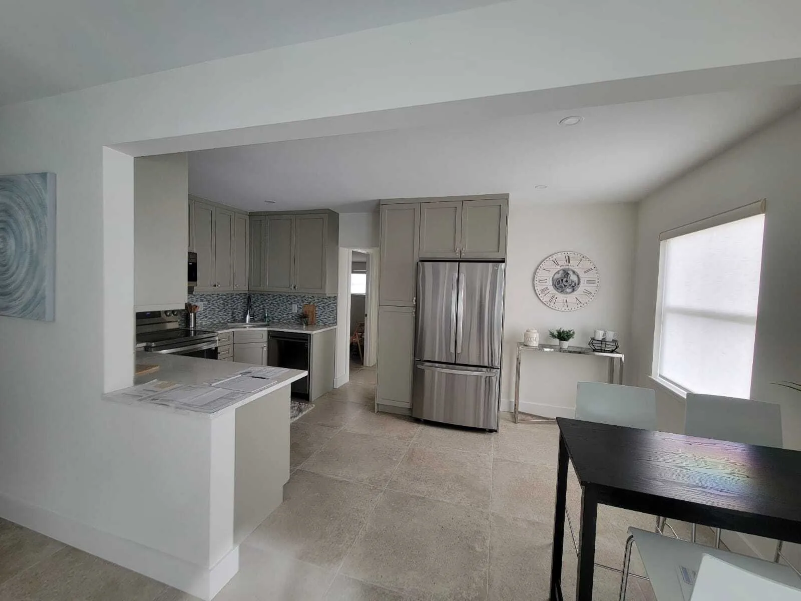 Smooth, seamless finished kitchen walls and cabinetry